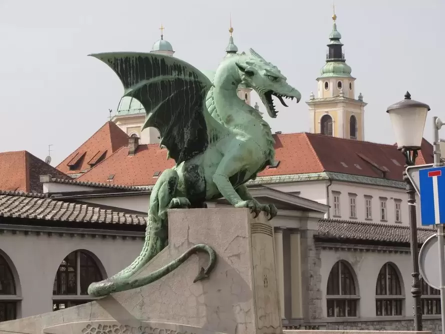 Amuleto de la suerte - dragón